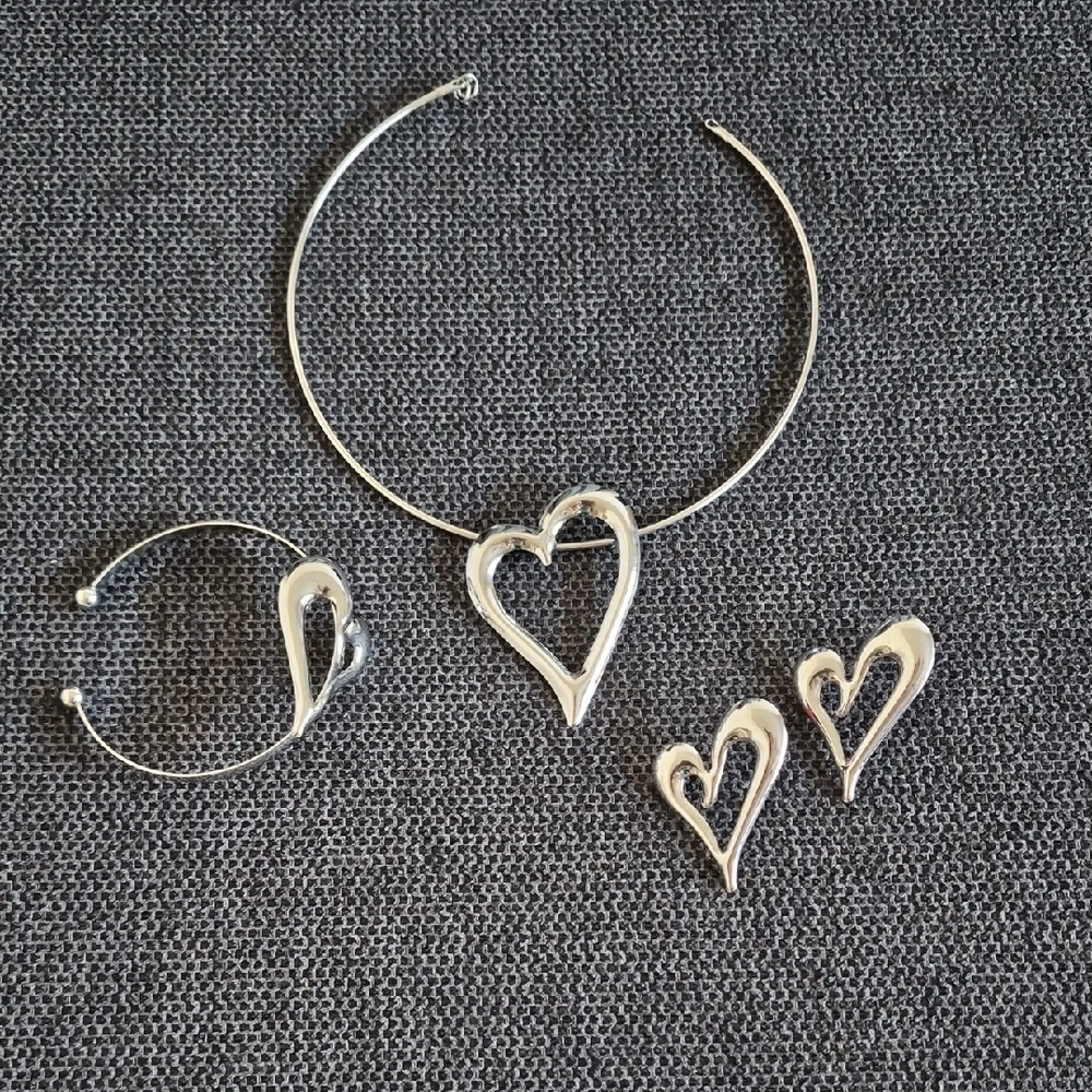Silver Heart Jewelry Set - Necklace, Ring & Earrings